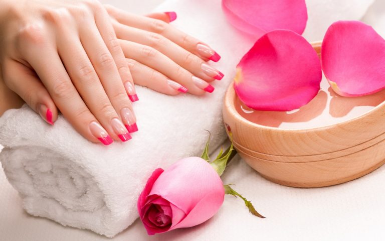 Things to keep in mind before starting Acrylic Nails