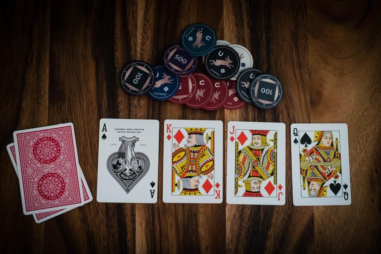 How to Win at Poker: general tips for beginners