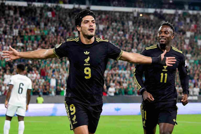 Mexico Defeats Ecuador as Jiménez and Quiñones Lead Dominant Performance